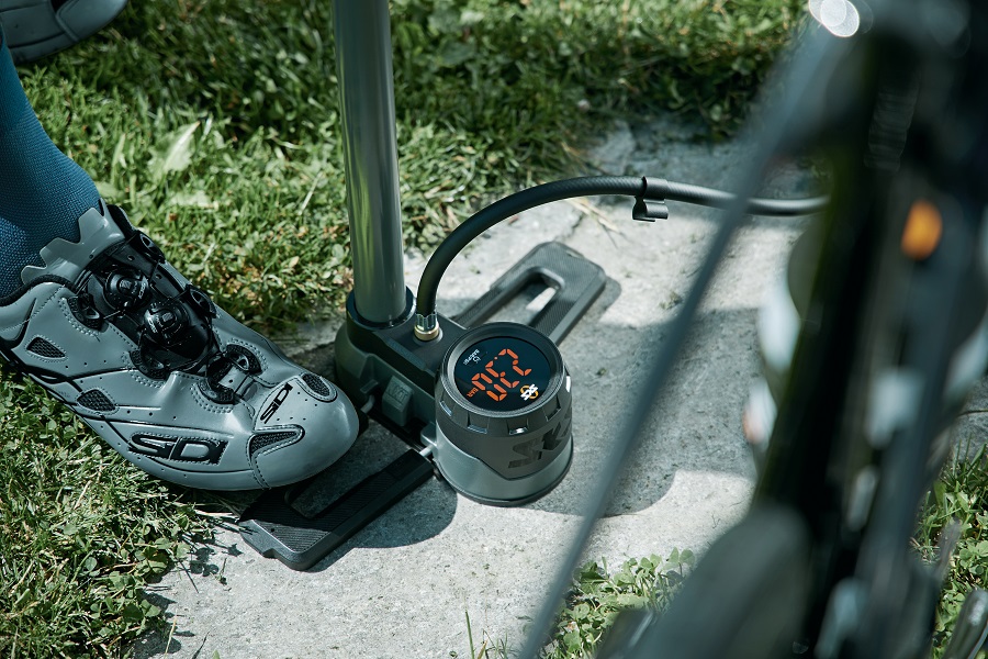 Nieuwe fietspomp? Gun jezelf de SKS RENNKOMPRESSOR NXT DIGI