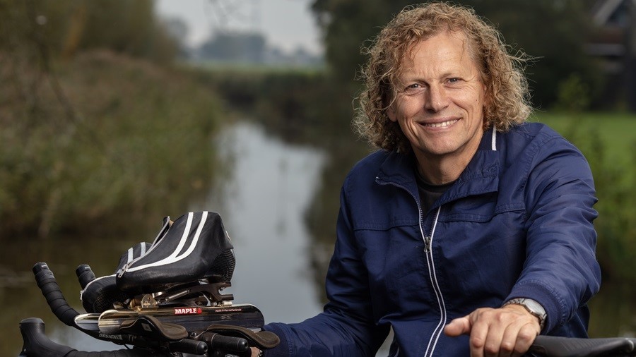 Interview met Syb van der Ploeg, zanger, fietser én schaatser