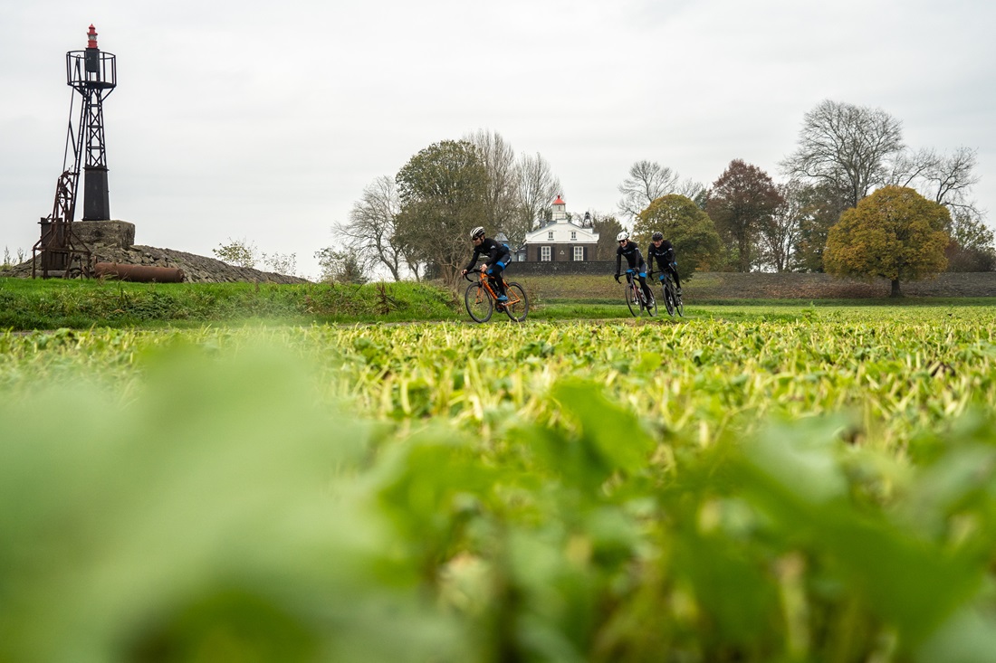 Rondoostpolder route: fietsen in een zee van land