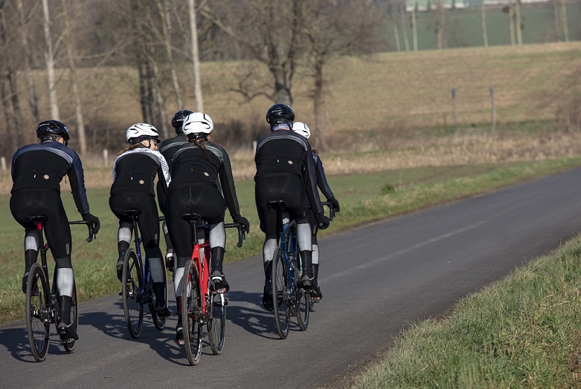 Door laagjes te dragen krijgt kou geen vat op je. Foto: Bioracer