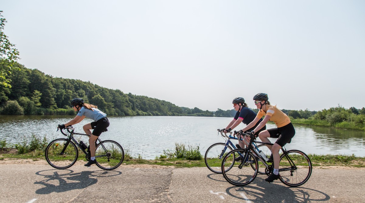 Fiets de Tour de France Femmes met je vriendinnen
