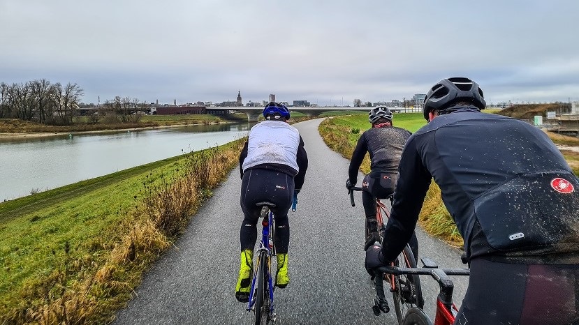 9x Tips voor fietsen in de regen