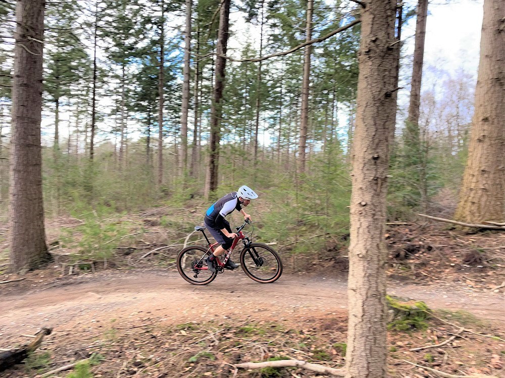 Hoe stap je soepel van de weg over naar het bos?