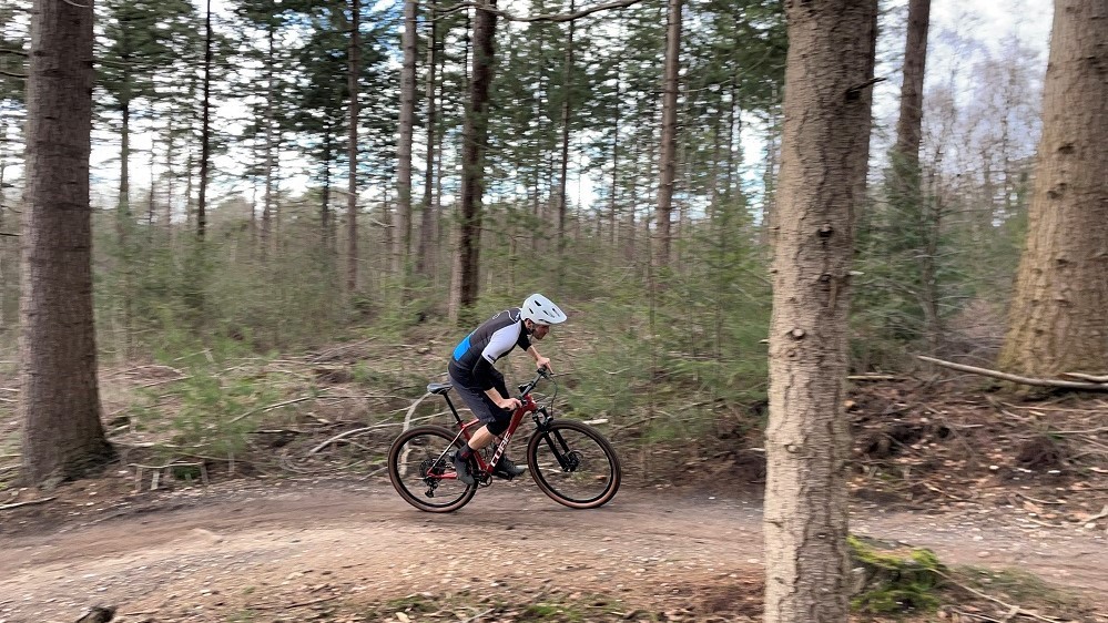 Hoe stap je soepel van de weg over naar het bos?