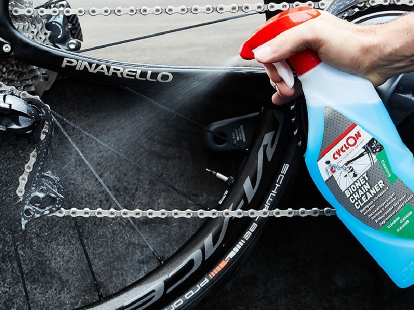 Hoe maak ik mijn fietsketting schoon?
