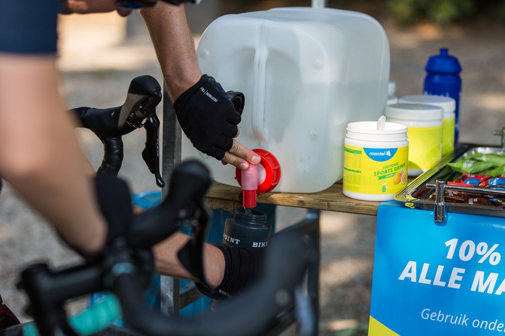 Moet ik als fietser aan de creatine en cafeïne?