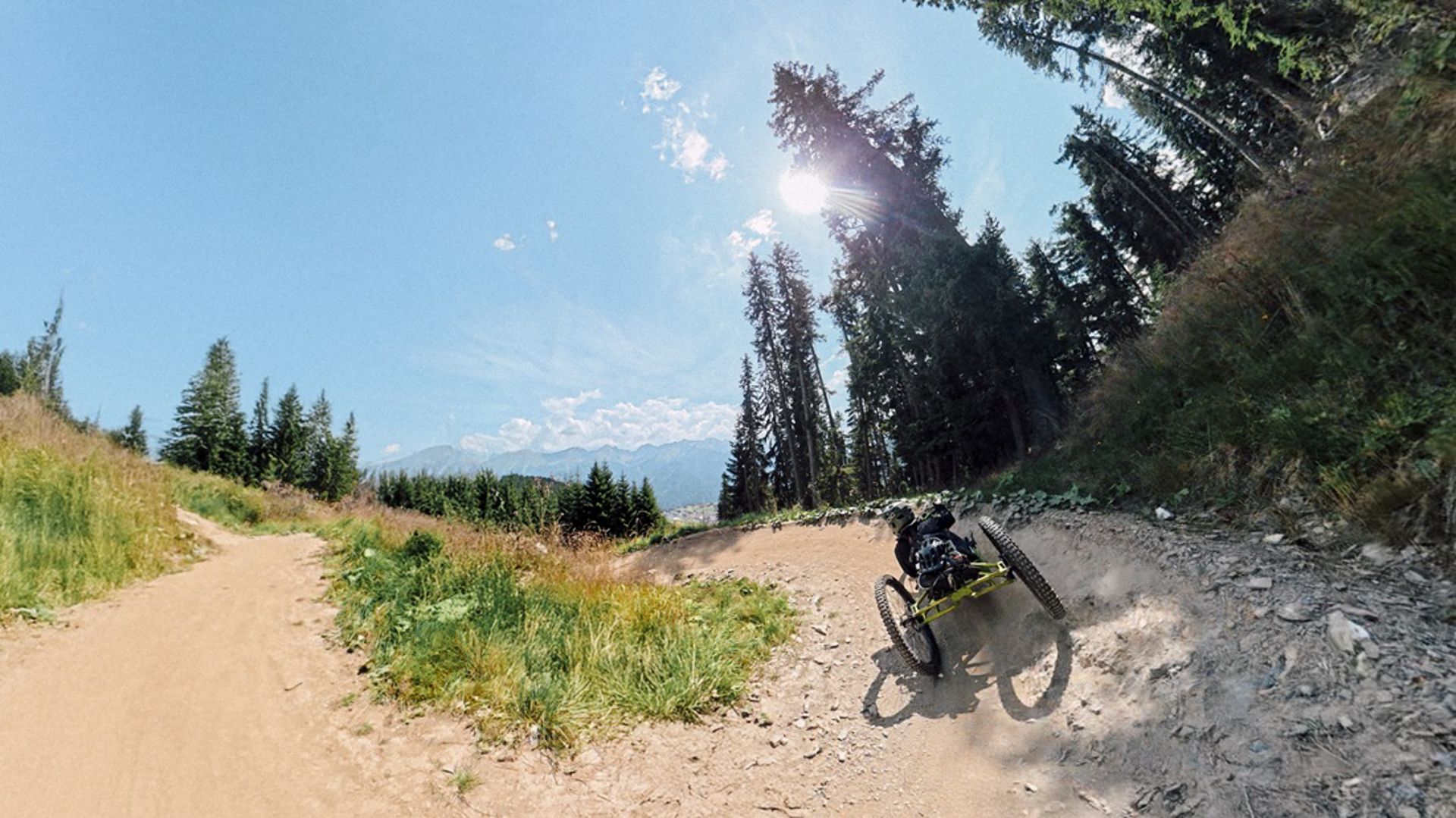 Adaptive Mountain Bike Initiative neemt drempels in het bos weg