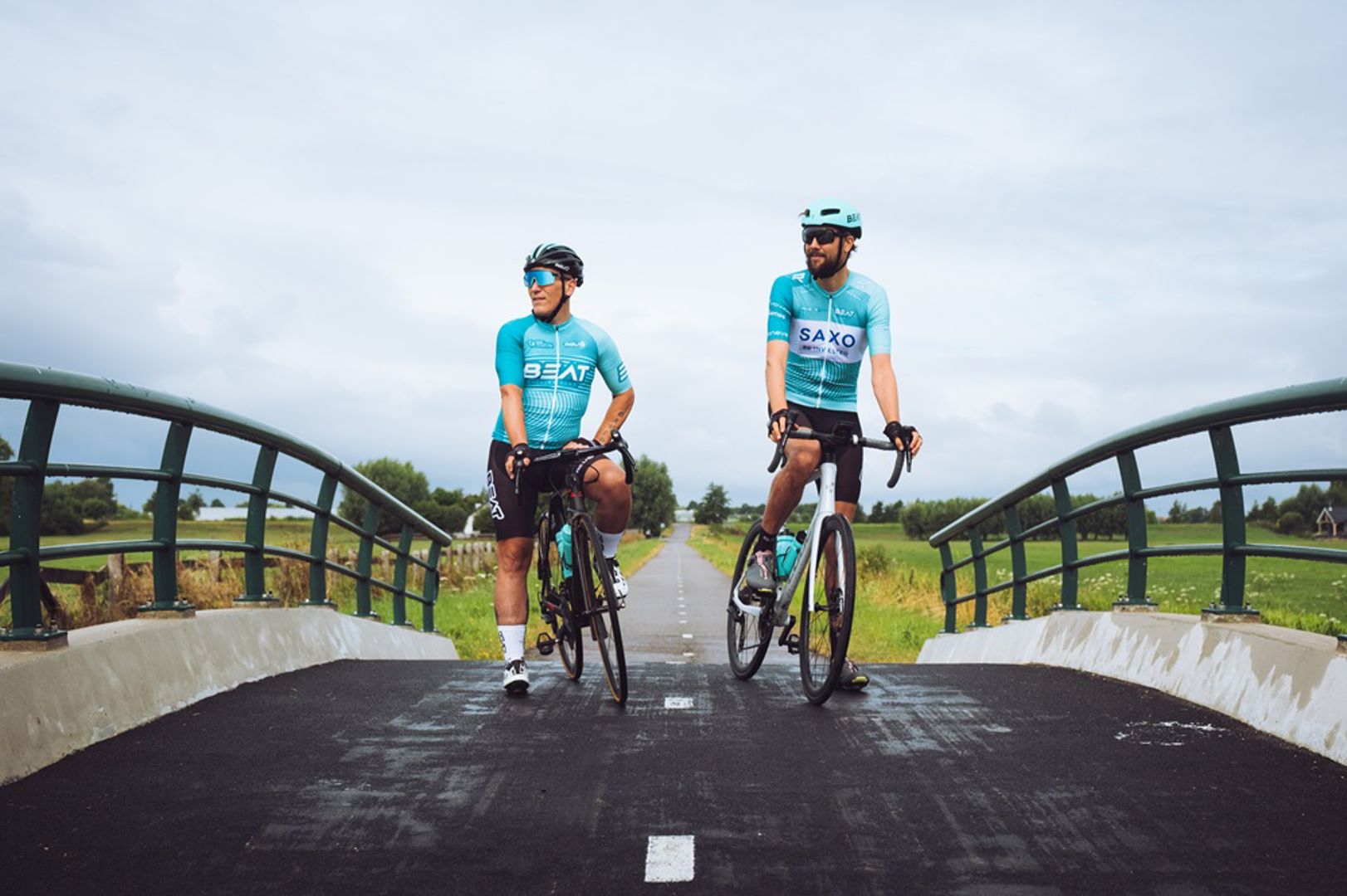 Clubhelden: Leo van Vliet & Jesse Mulder fietsen al 1000 dagen op rij