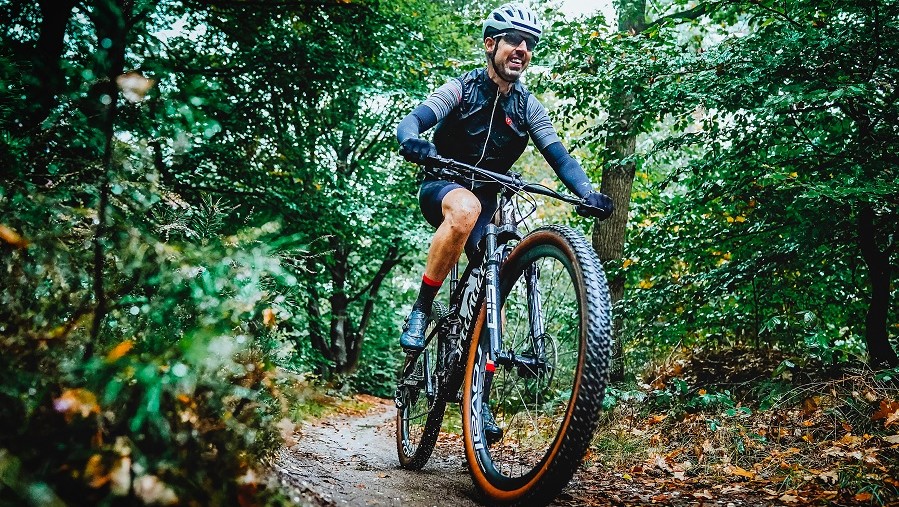 Column Rein Zwaan: Mountainbiker geniet niet van de natuur!?