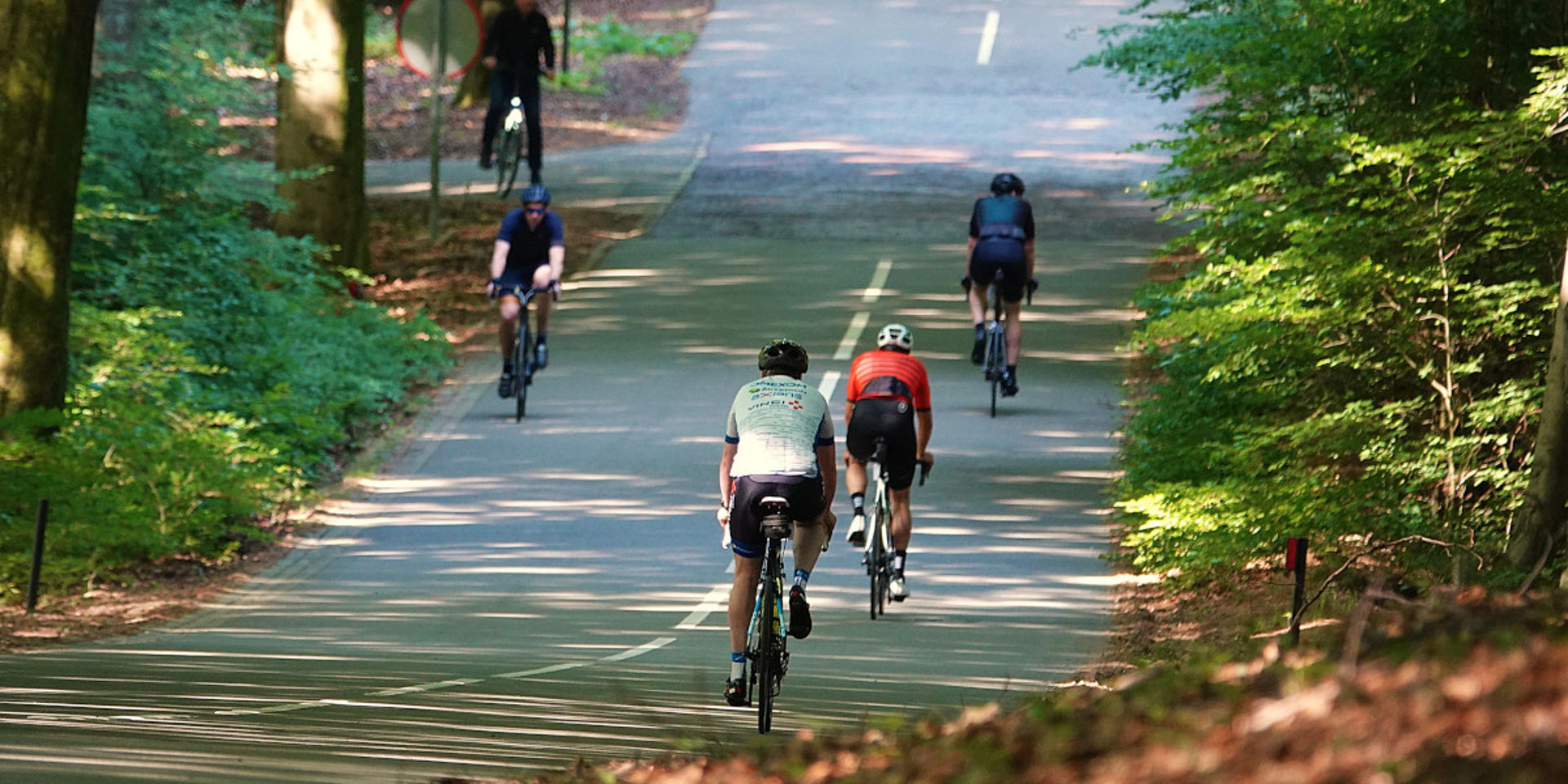 Trap de lente af met deze 6 voorjaarstochten