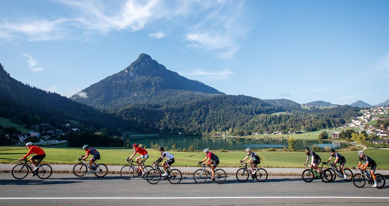 Rondje regenboogtrui