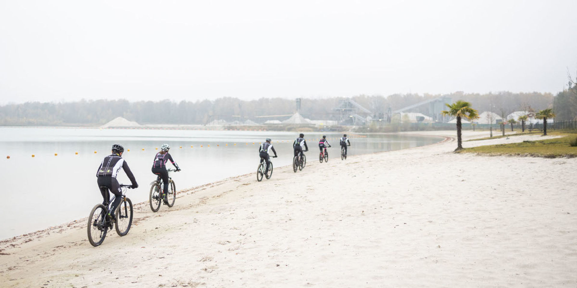 Deze 10x mountainbiketochten mag je deze herfst niet missen