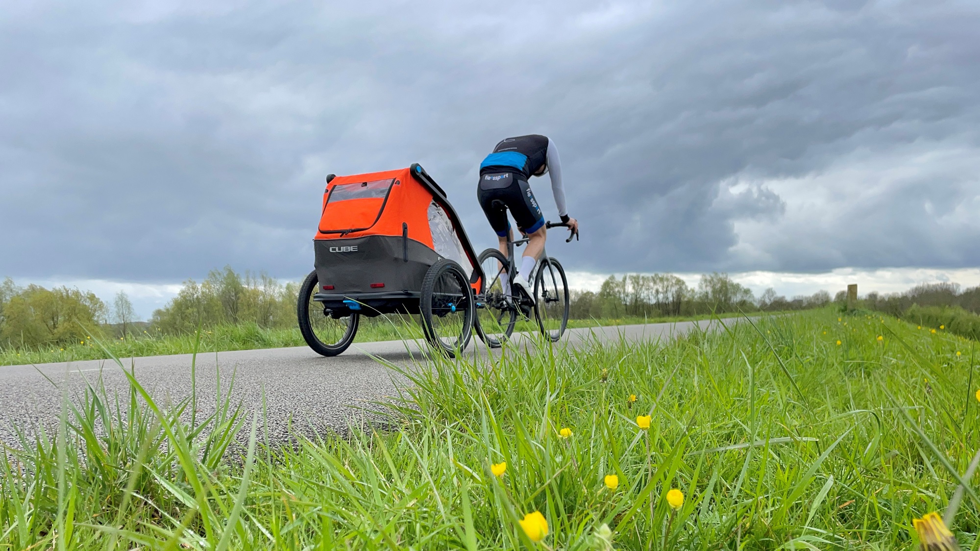 Test: Cube Kids Trailer CMPT