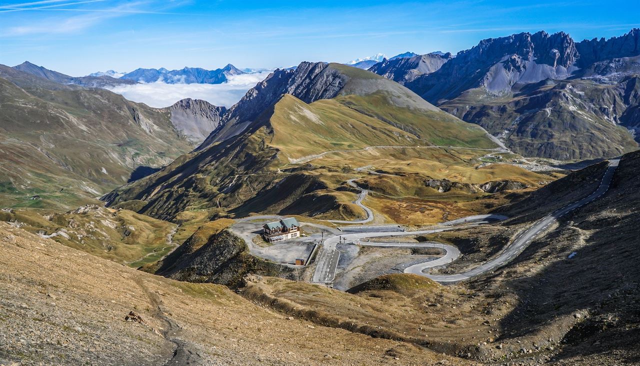 Bovenop de Col du Galibier.