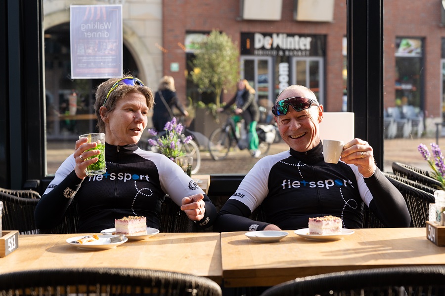 Suikerdip na koffiestop tijdens het fietsen? Zo werkt dat!