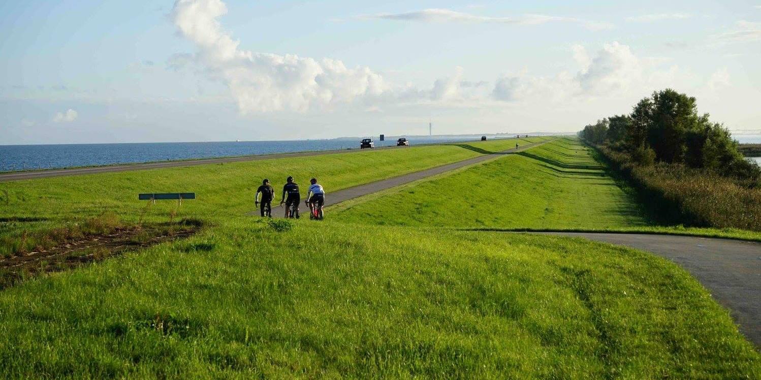 2x Tochten over de Houtribdijk