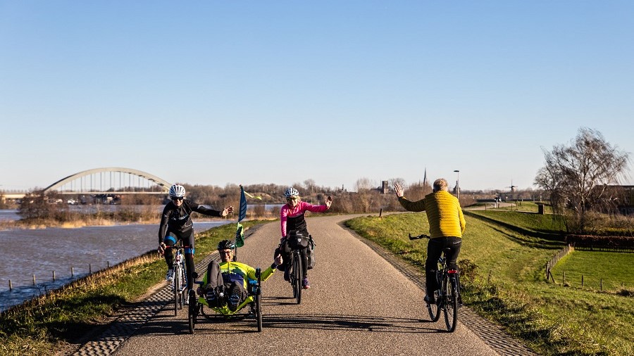 Rondetafelgesprek tussen 4 fietsers over drukte op weg
