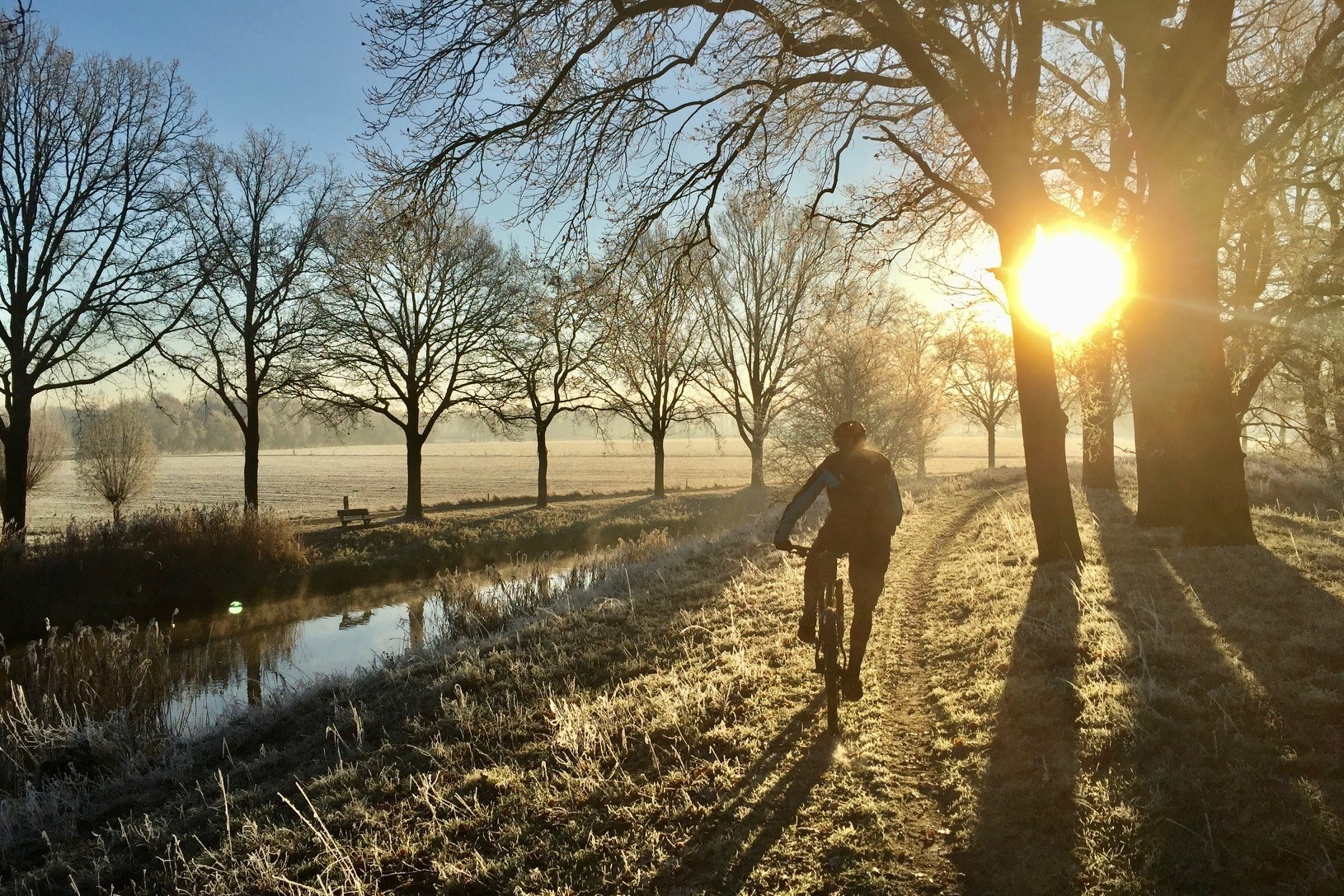 Biken in winterwonderland. Foto: Ard Krikke