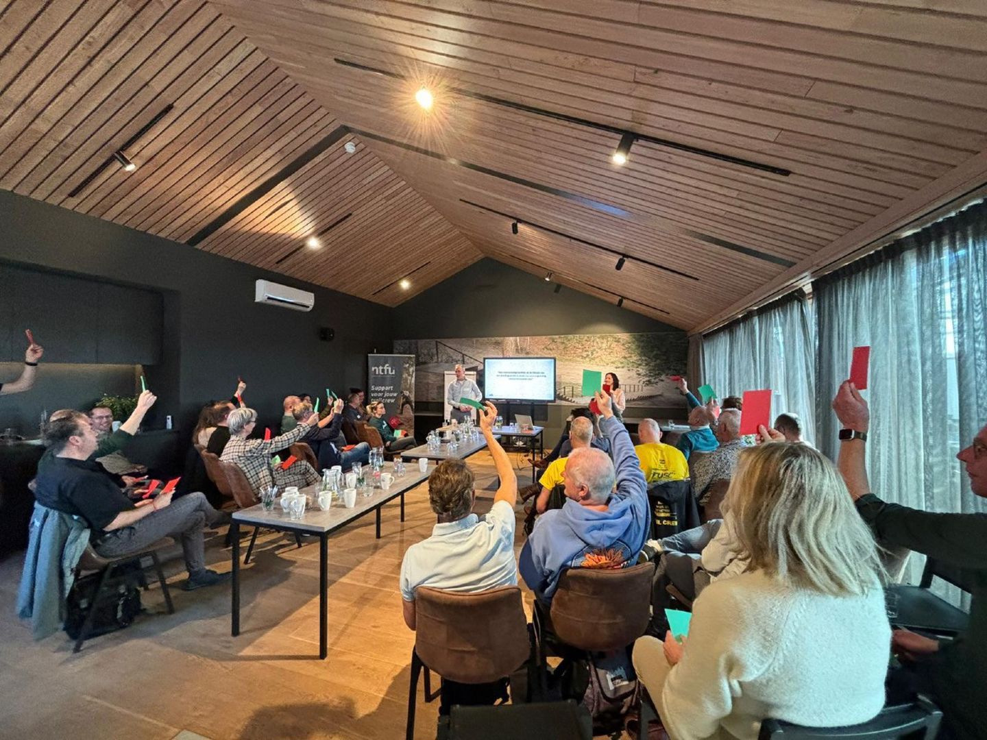 Werkbezoek Veluwe toont positief effect van fietsen op de natuur