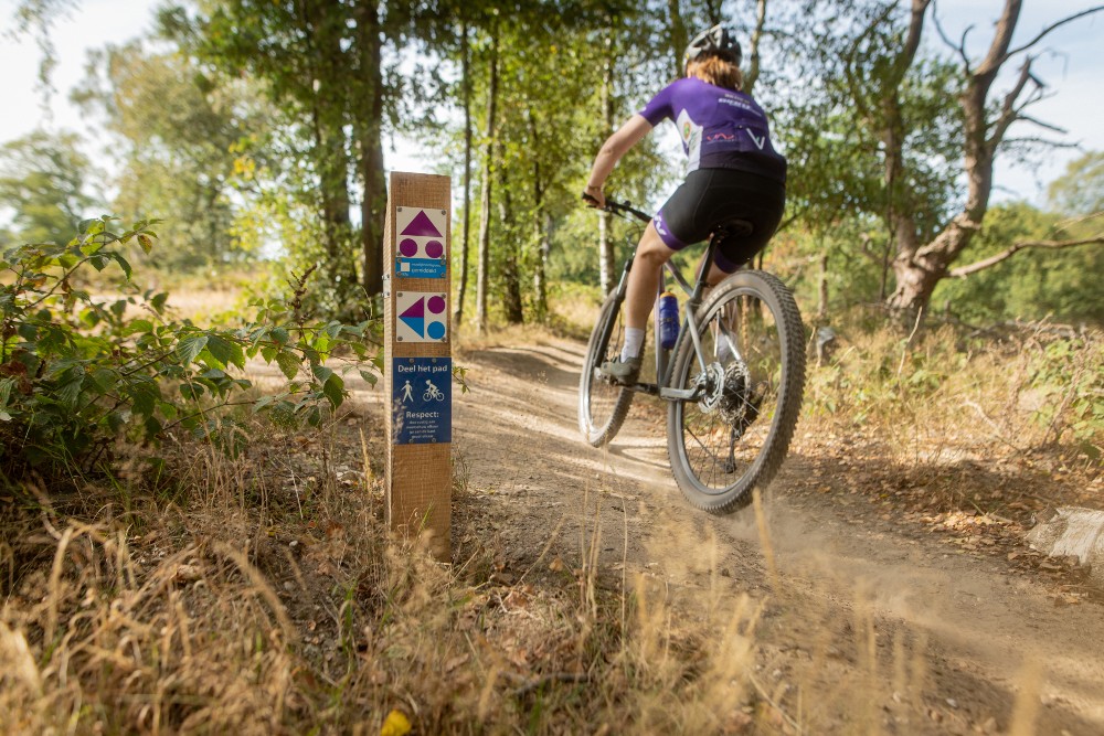 Hoe kies je welk type mountainbikeroute je wilt rijden