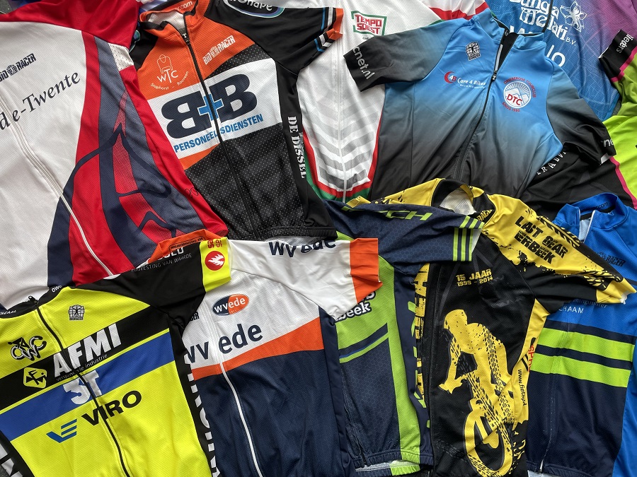 Doe mee aan de verkiezing clubshirt van het jaar 2025