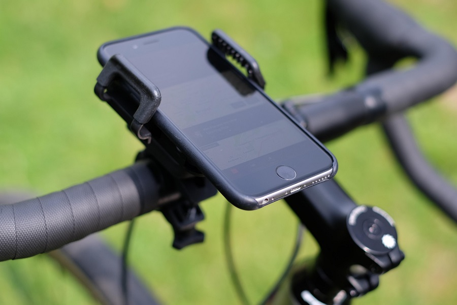 Daarom een telefoonhouder op de fiets