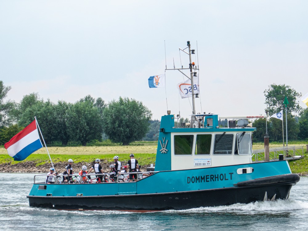 26.000 handtekeningen voor de Gelderse veerponten